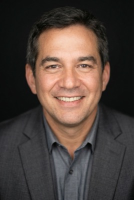 Stefan W.
